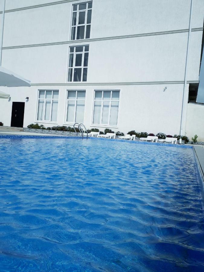 Sariya Hotel Kheivani 外观 照片