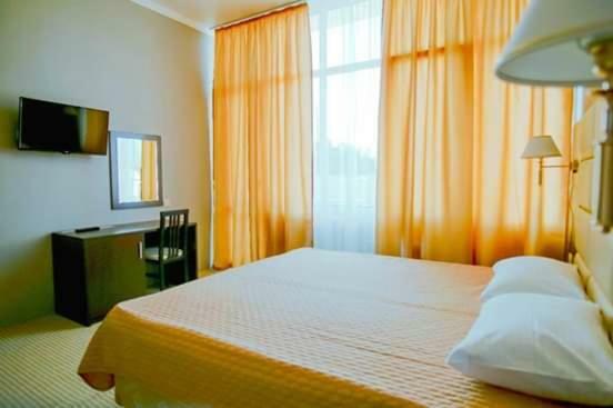 Sariya Hotel Kheivani 外观 照片