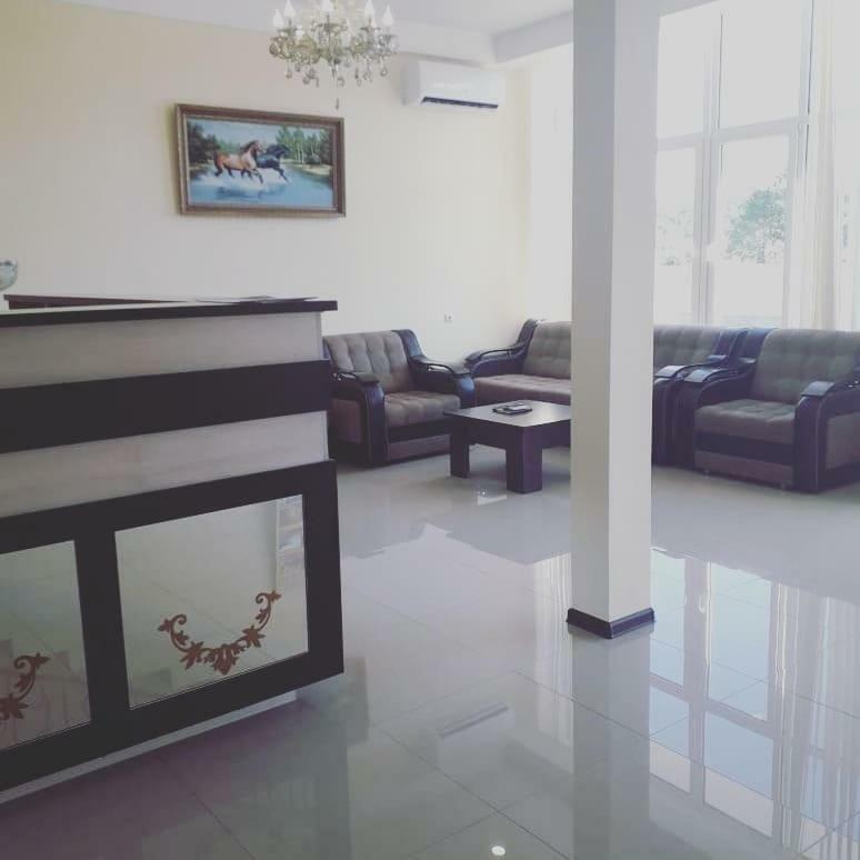 Sariya Hotel Kheivani 外观 照片