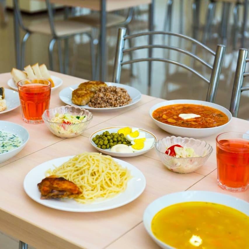 Sariya Hotel Kheivani 外观 照片