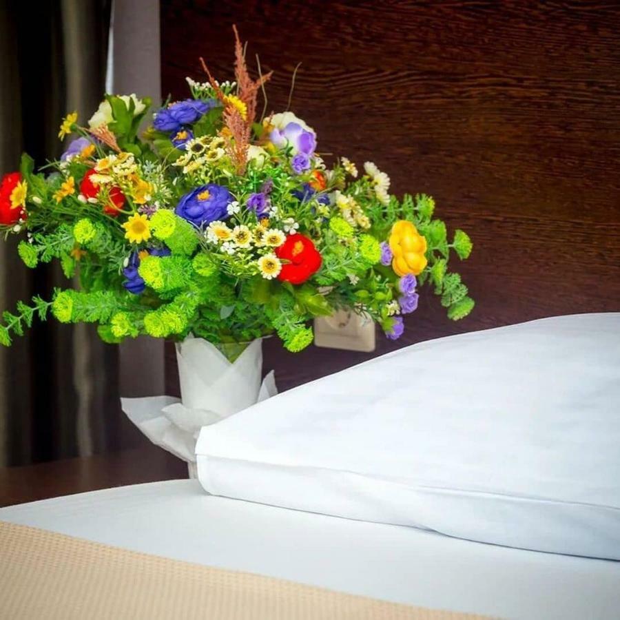Sariya Hotel Kheivani 外观 照片